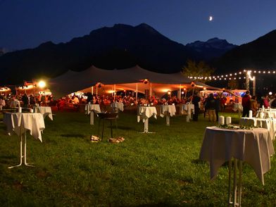 Bild Gastgeberabend STM 2021 Interlaken Höhematte Gastgeberabend anlässlich Swiss Travel Mart auf der Höhfematte Interlaken