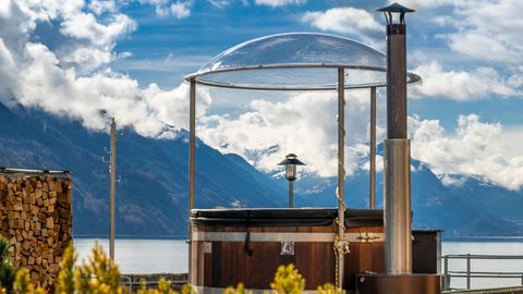 Hot-Pot mit Aussicht auf den Brienzersee