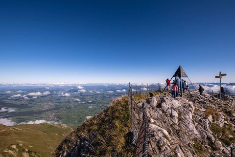 Stockhorn mit Panorama und Blick auf die Berner Oberländer Alpen