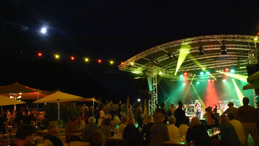 Musikalische Unterahltung am Holzbildhauer Sympoisum Brienz