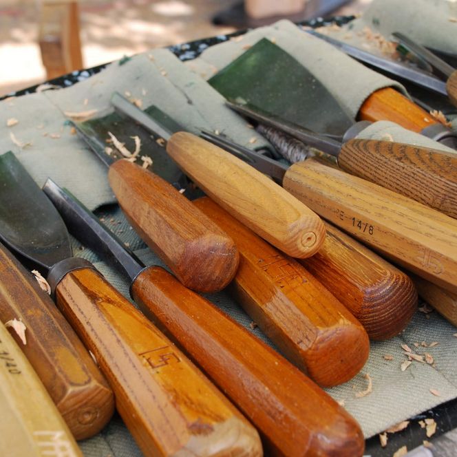 Werkzeug der Holzbildhauer am Internationalen Holzbildhauer Symposium in Brienz
